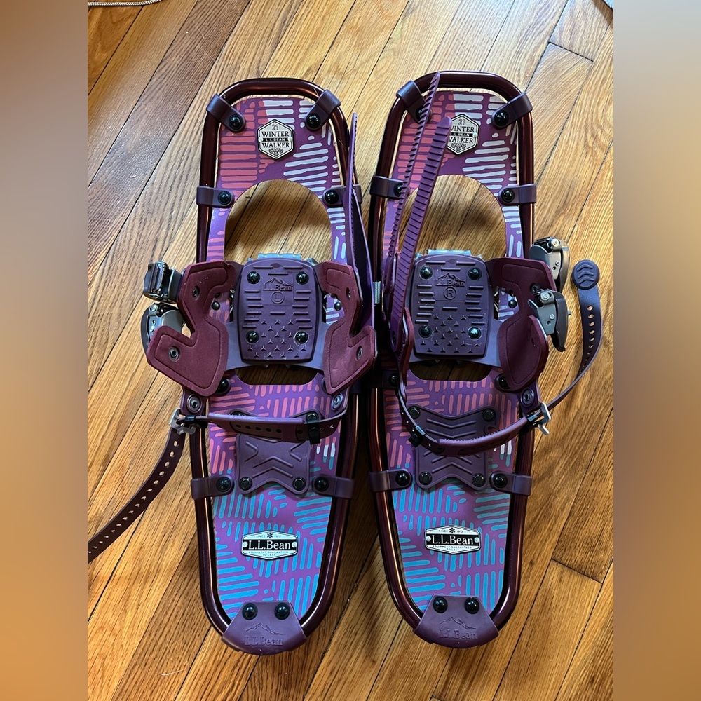 LL Bean Women's Winter Walker Snowshoe